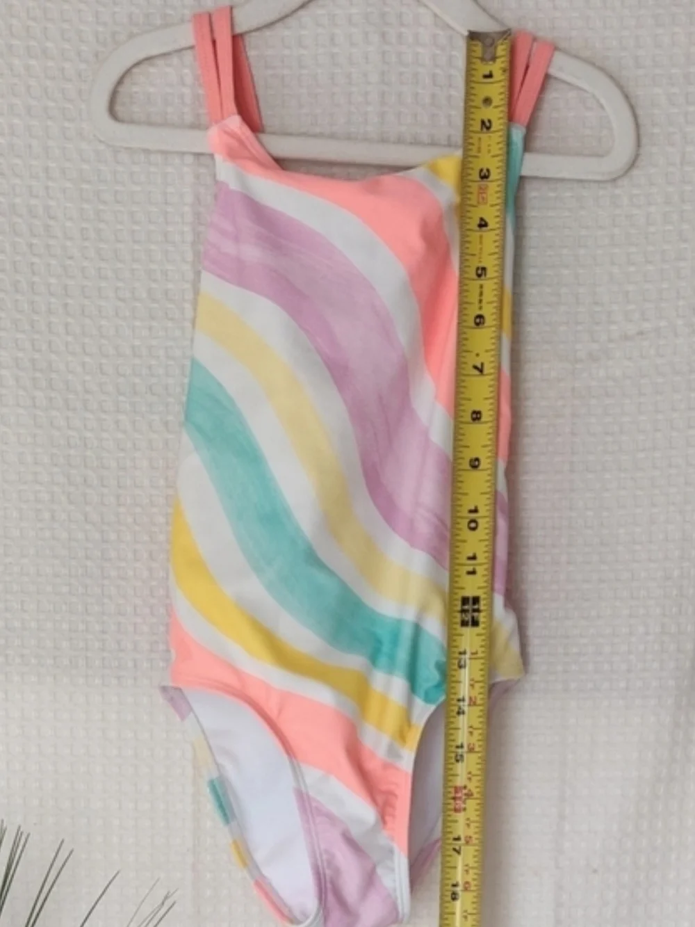 Carter's kid Girls Swimsuit Size 6/6X